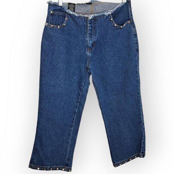 No Boundaries Y2K Studded Denim Capris size Juniors 7 - Picture 1 of 4